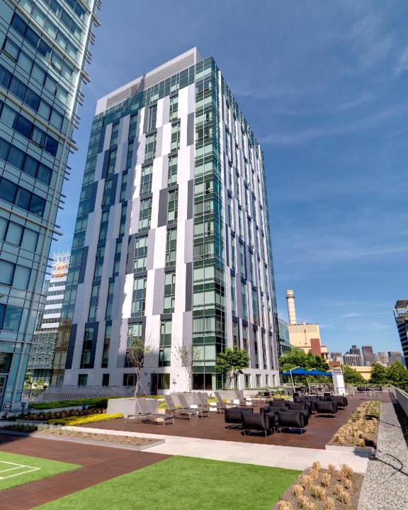 East Cambridge Apartment | Global Luxury Suites at Kendall West