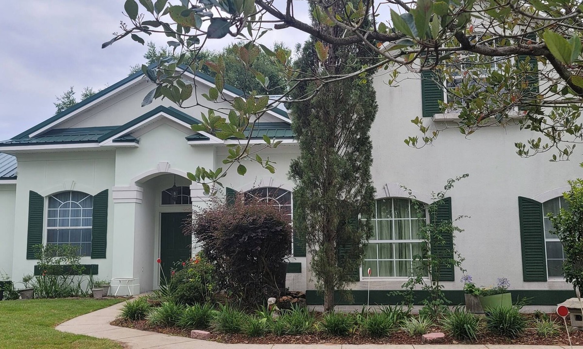Niceville House | Gorgeous 5 bedroom home w/pool. Close to Destin Beaches. No cleaning fee!