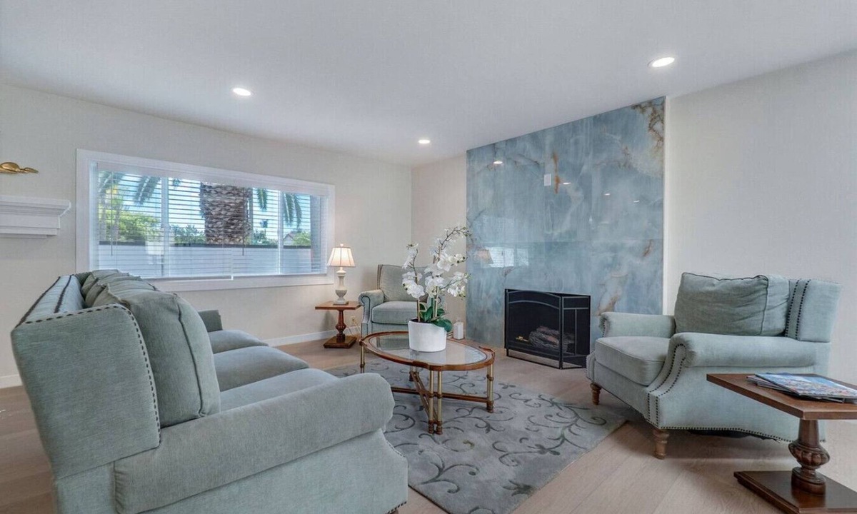 Mission Viejo House | Hey! I Am Adriana On The Block | Pool | BBQ