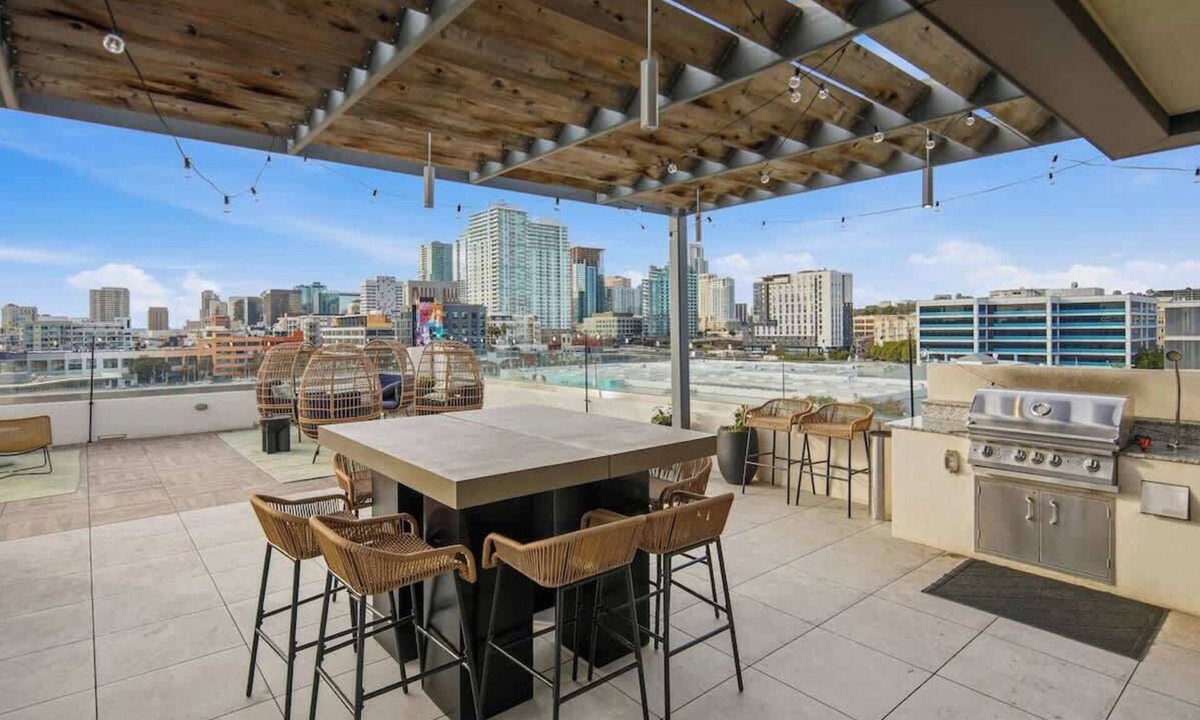 East Village Apartment | Hidden Gem Apartment in Downtown