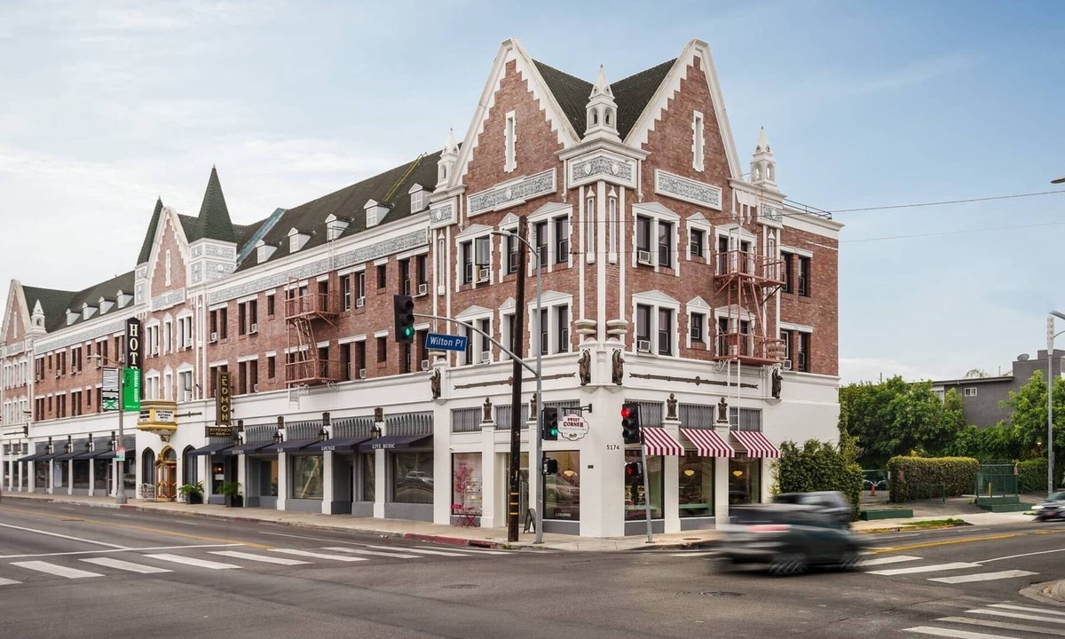 Larchmont Hotel | Hollywood Historic Hotel