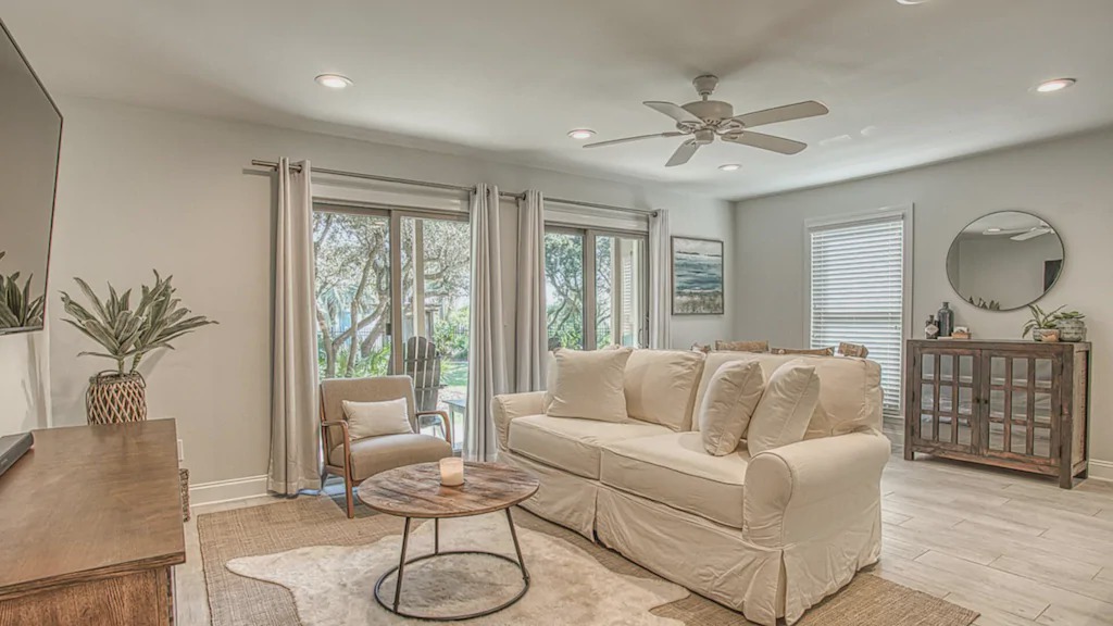 Inlet Beach Condo | Inlet Dunes Condo Closest to Pool and Beach!! Unit 103