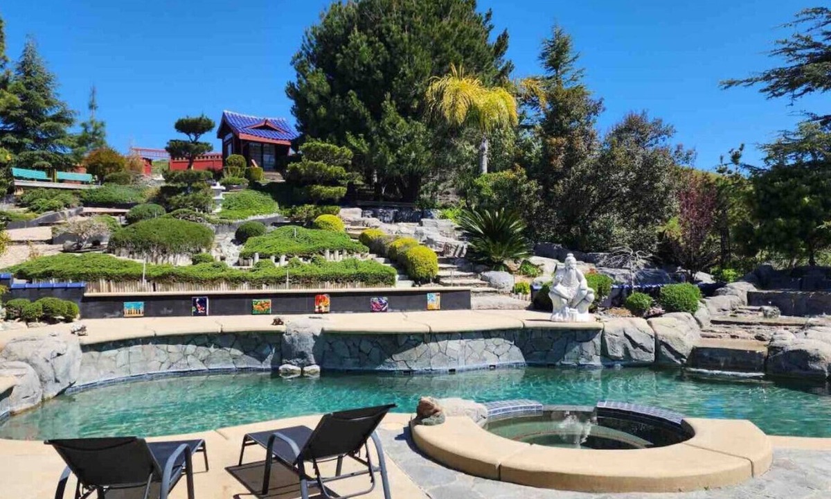 Yorba Linda House | Japanese Garden Yorba Linda Hills Luxury Home