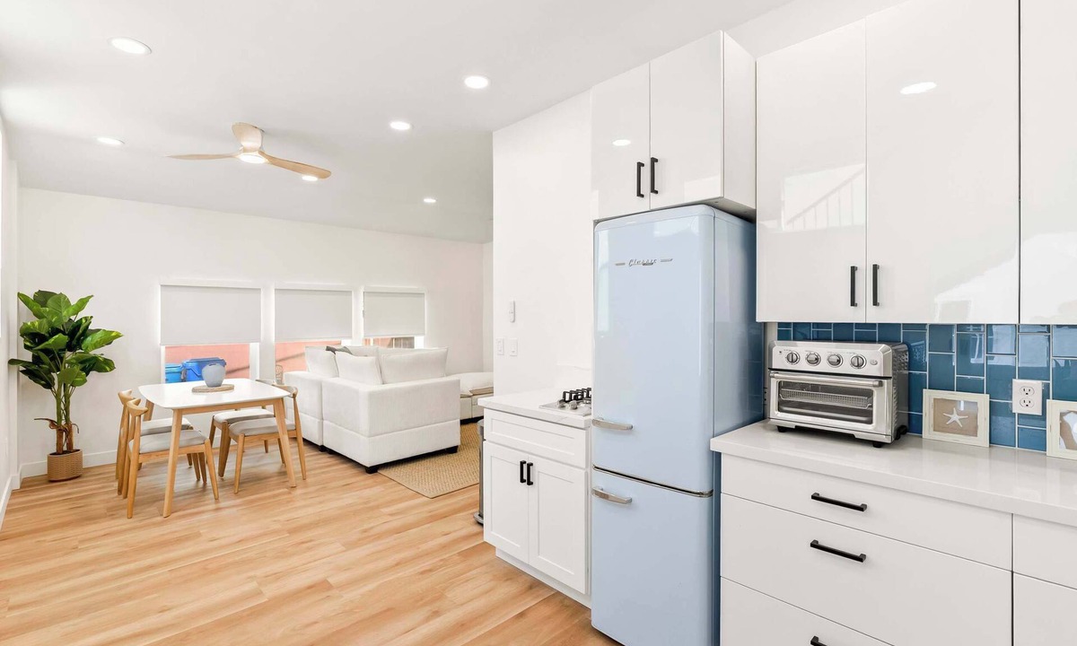 Beach Barber Tract Villa | La Jolla Villa by the Sea - Walk to Windansea