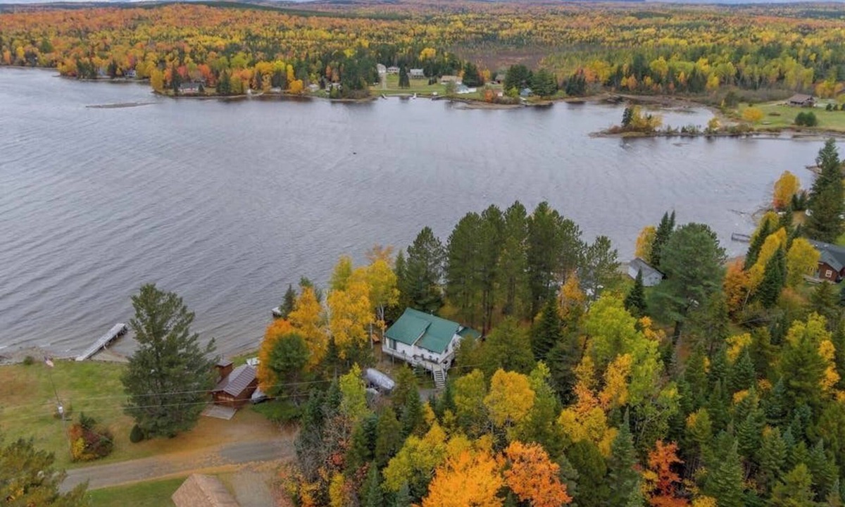 Greenville House | Lakefront cabin with private boat ramp, lake access, wrap-around porch, firepit