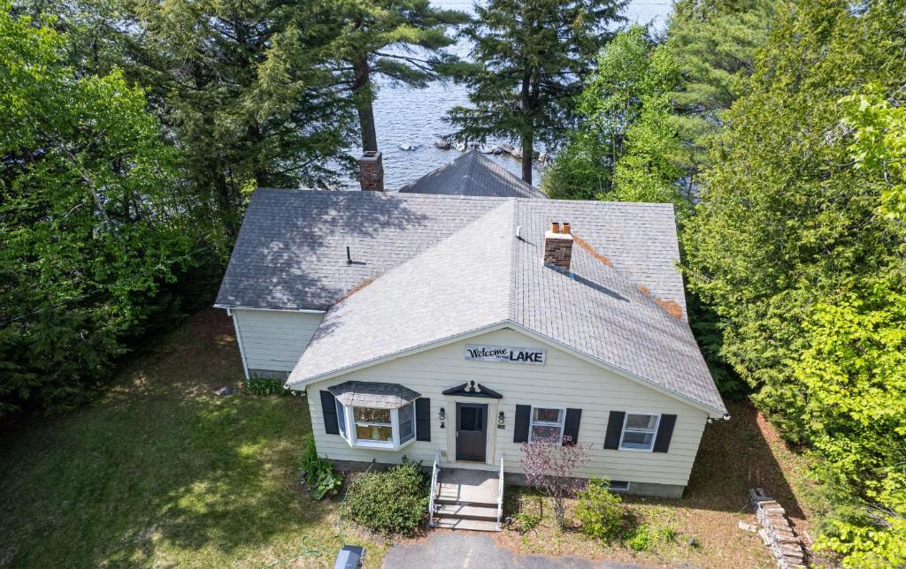 Greenville Junction House | Lakefront cottage w/beautiful views of Moosehead Lake & Big Moose Mountain