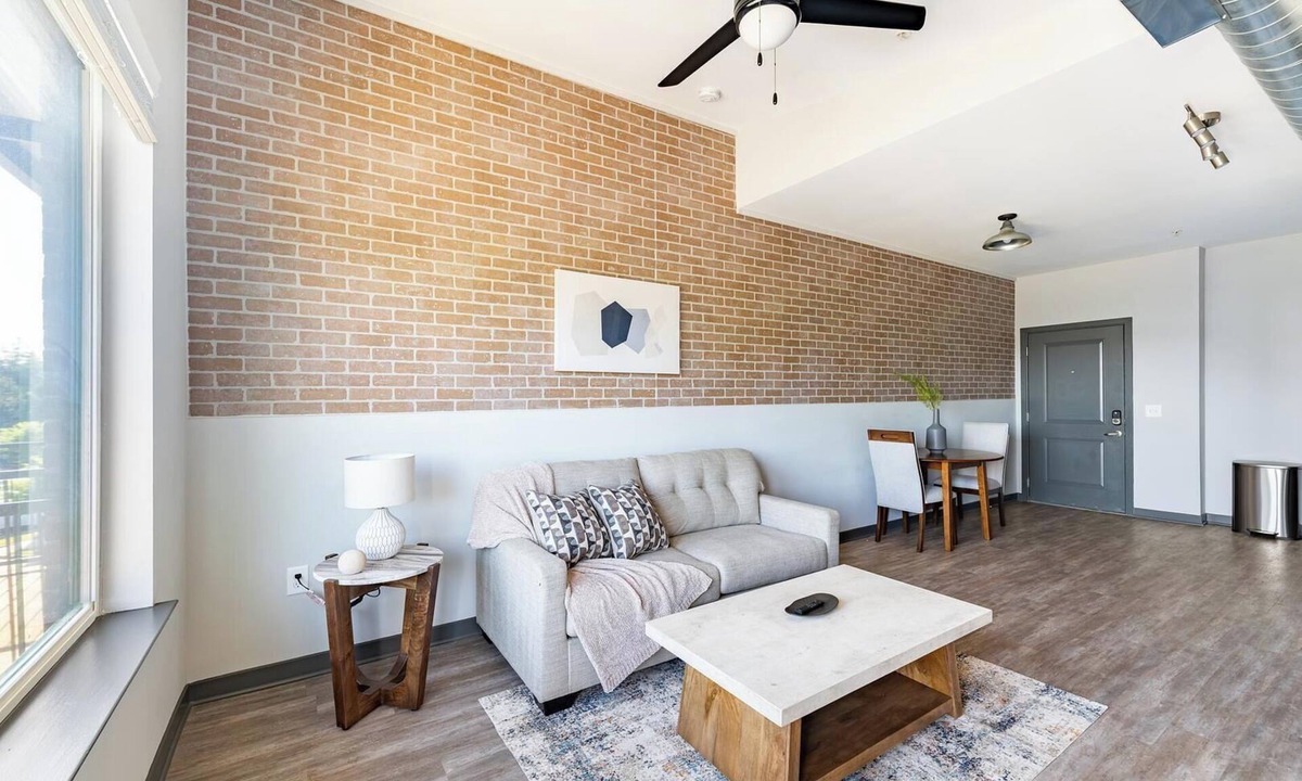 Northwest Pensacola Apartment | Landing | Modern 1BD, Yoga Studio, Pool