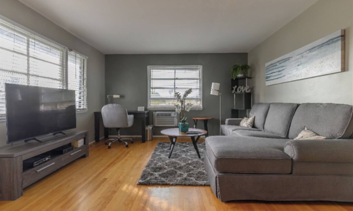 Pasadena Apartment | Large 1BR Retreat, Steps from Shops & Market