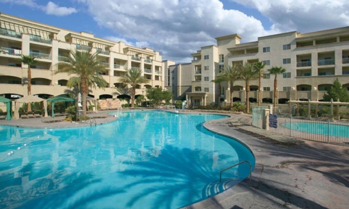 Enterprise Resort | Las Vegas | Group Vegas Getaway | Pool + Hot Tub | 2BR