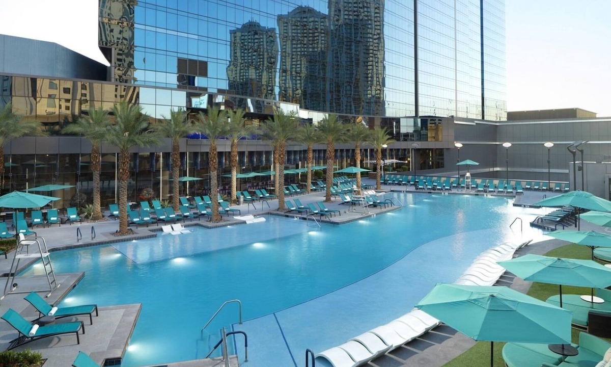 Las Vegas Condo | Las Vegas | Pool & Strip Access | Contemporary City Stay