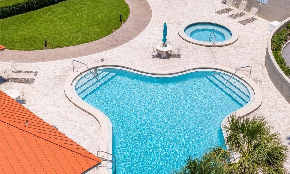 Sand Key Condo | 🐬Lighthouse Towers #1501- Water views galore - Amazing Gulf and Intercoastal views!
