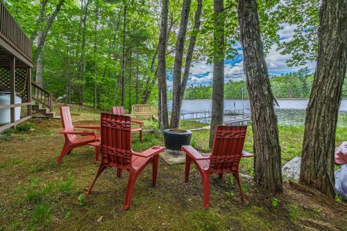 Oxford House | Little Lake Lodge
