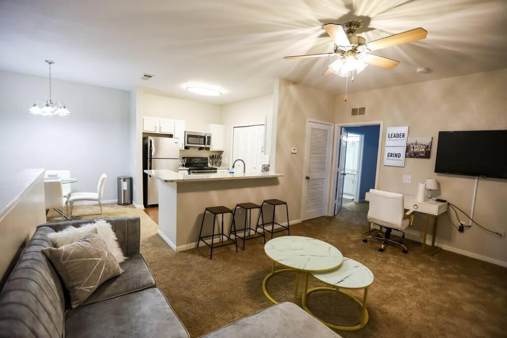 Ferry Pass Apartment | Lux 2BD 2BA minutes from the water
