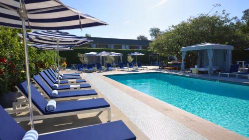 Los Angeles Resort | Luxe Sunset Boulevard Hotel