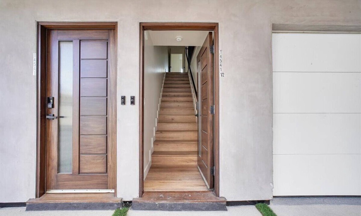 Sherman Oaks Apartment | Luxe Townhome | Newly-Built