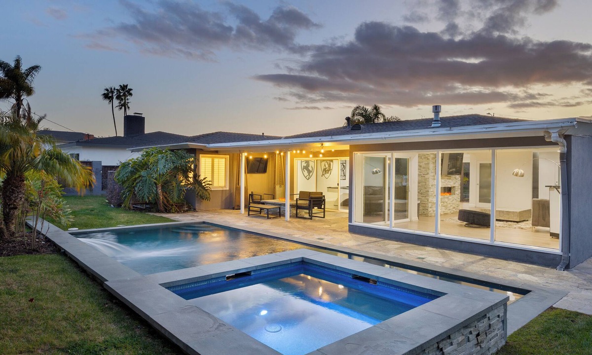 Ladera Heights House | Luxury Oasis w/Pool + Hot Tub, Fire Pit, Pool Table | Flight Ave by AvantStay