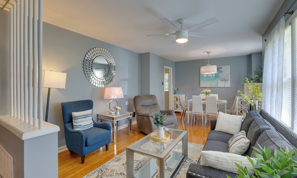 Center Point House | Modern Birmingham Escape w/Yard + Fire Pit!