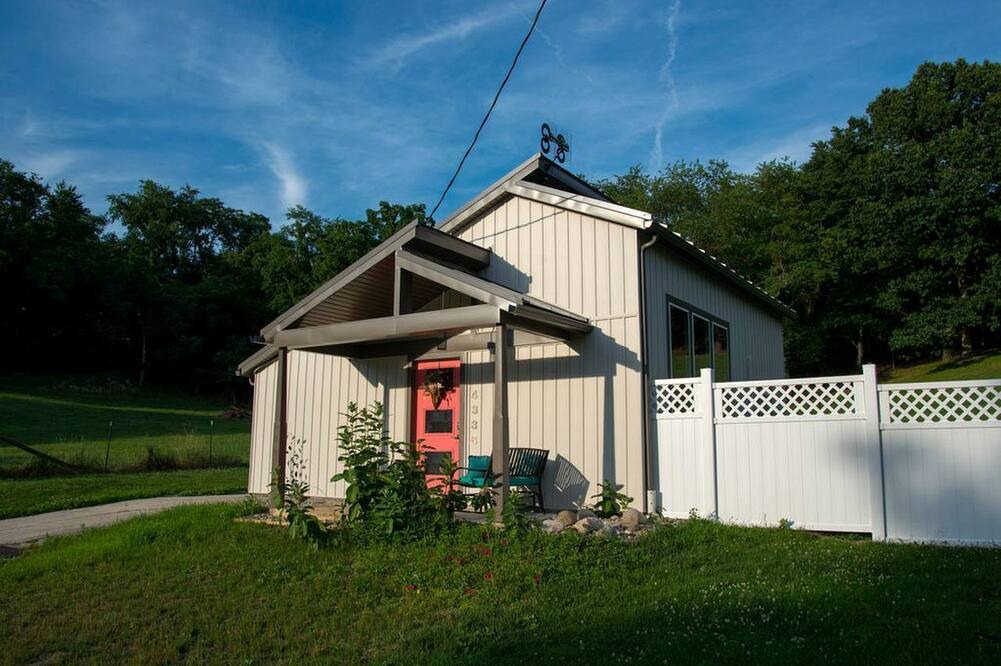 Columbia Cottage | Modern Cottage Rental on a Peaceful Farm near Amish Country in Pennsylvania