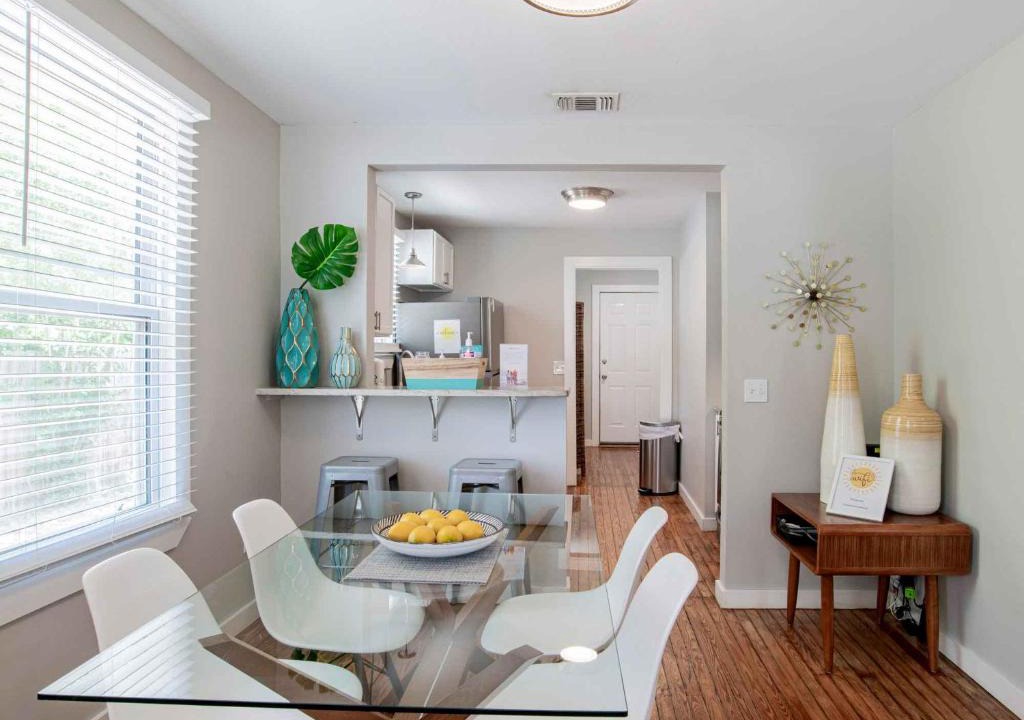 South Pensacola House | Modern Sunshine