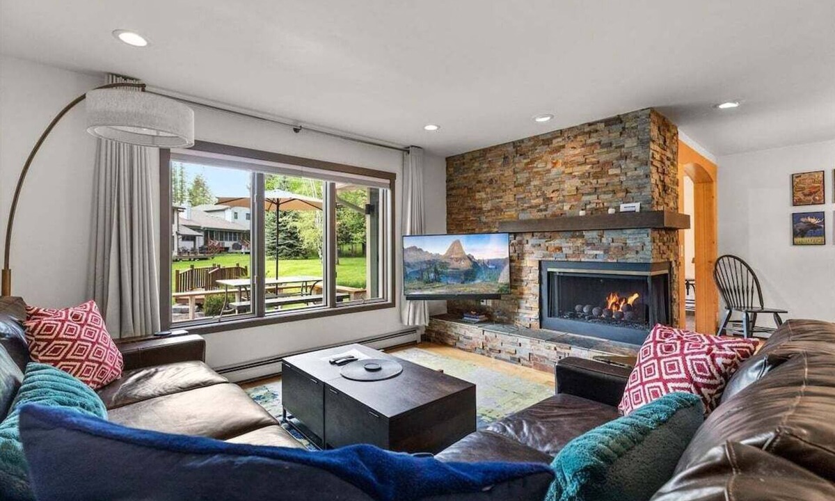 Whitefish Condo | Mountain Harbor Vibrant Vista at Whitefish Lake