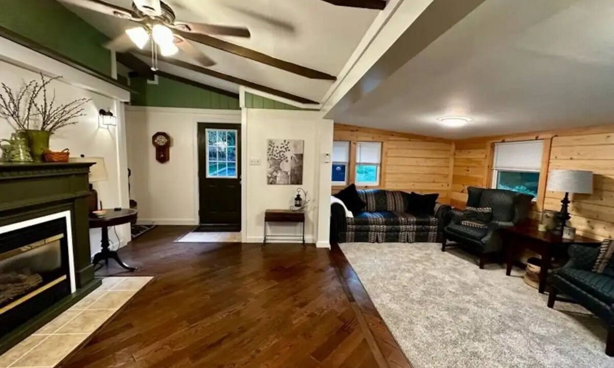 Delta Cabin | Nature's Grove Cabin