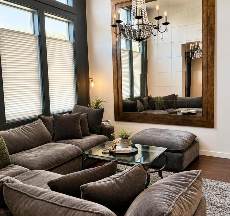 Meridian House | NEW! 3 Private King Suites Walk to The Village