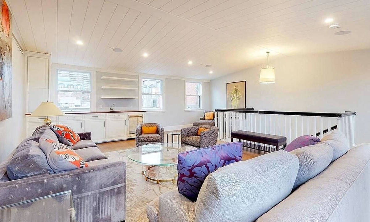 Back Bay House | Newly renovated home with four bedrooms