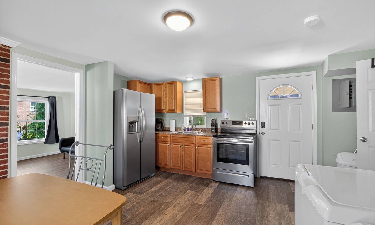 Middletown House | Newly Renovated Middletown Home