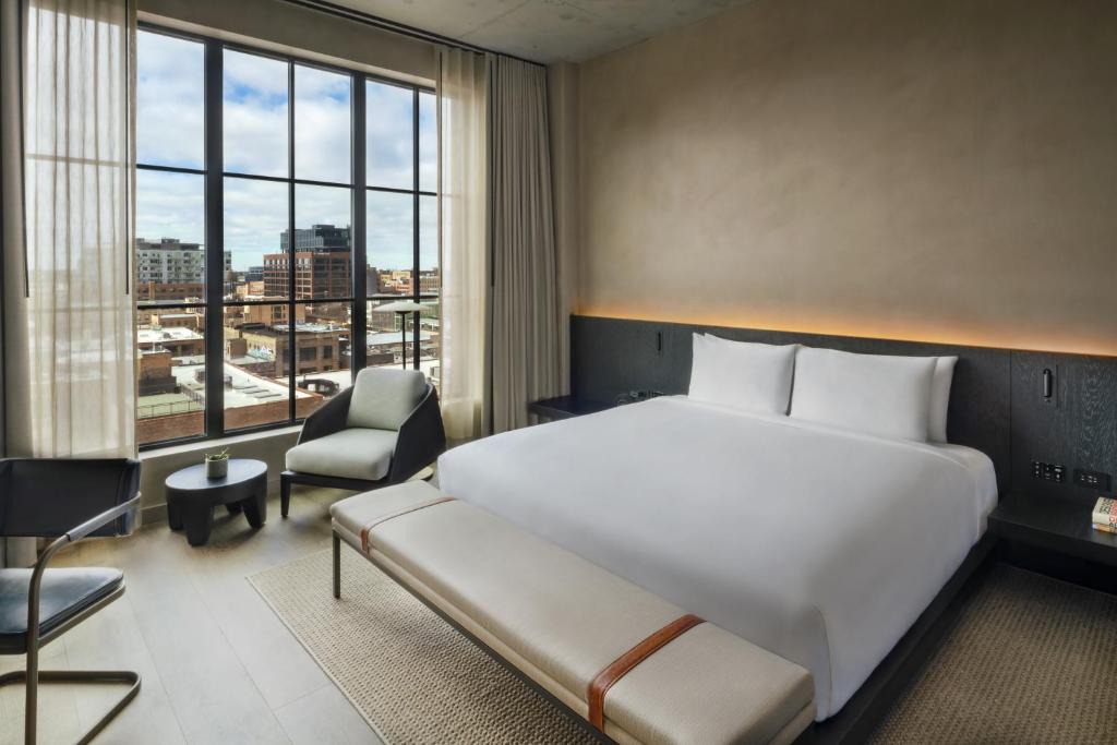 West Loop Hotel | Nobu Hotel Chicago