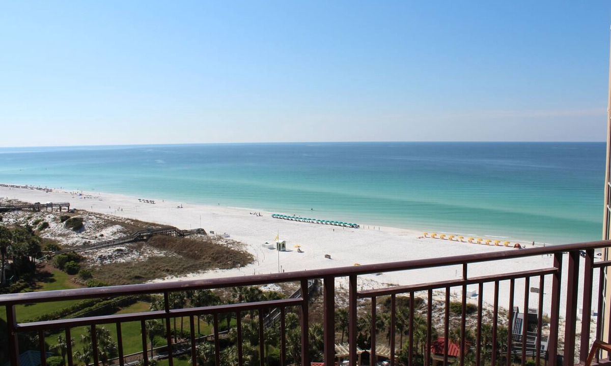 Sandestin Condo | Oceanfront Westwinds 4784 in Destin: 2BR, 2BA condo, sleeps 8, great amenities!