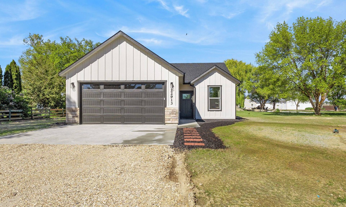 Canyon County House | Our Serenity House Charming 2-bedroom house in Middleton with AC and Office
