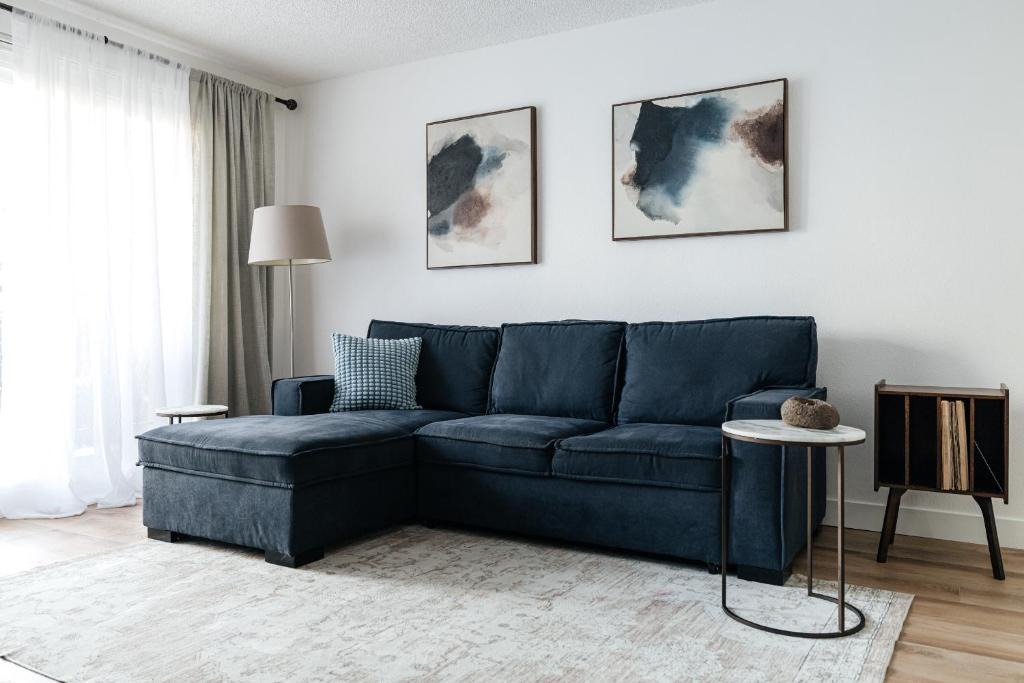 Ocean Park Apartment | Pacific Aura