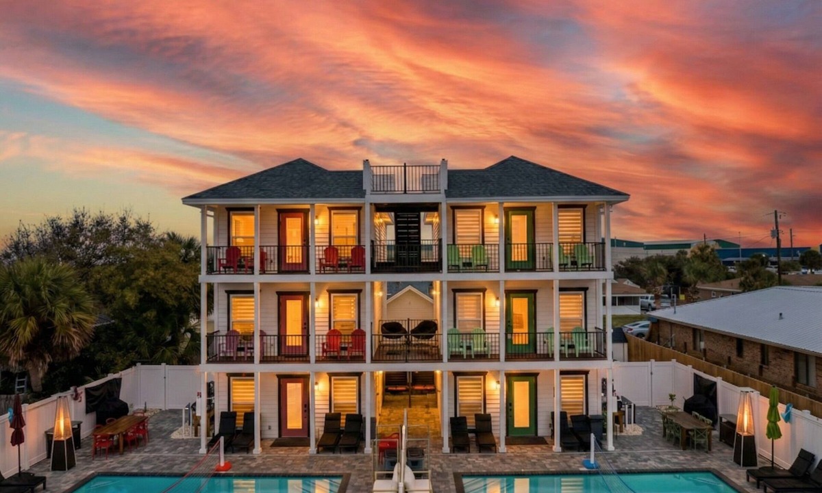 Lower Grand Lagoon House | PCB Sleeps 22 2 Homes 2 Pools 2 Mini Golf