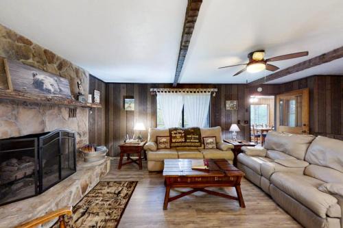 Murphy House | Peaceful Woodlands