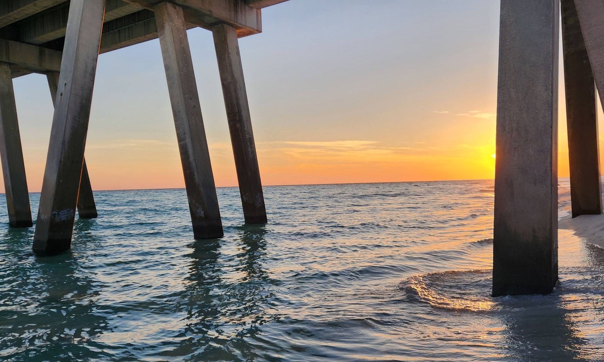 Sanders Beach House | Perfect 1Bed 1 Bath /Downtown Pensacola, Fl /20 mins to Beach