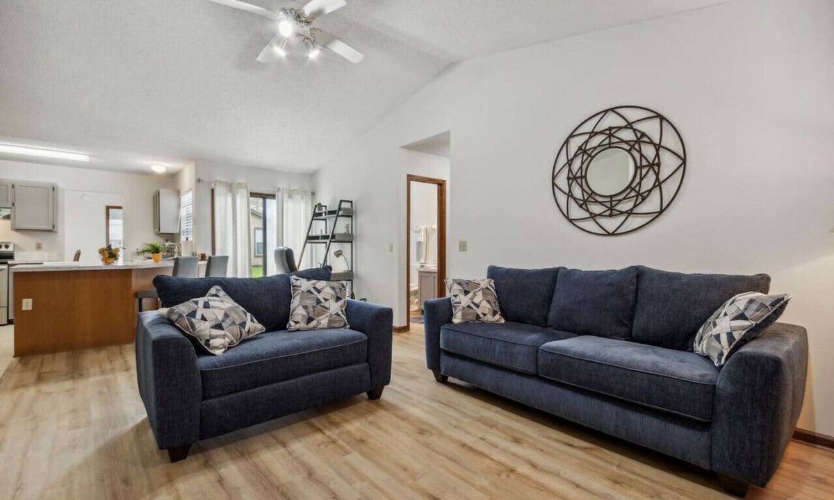 Northside House | Pet-Friendly 3BR Near JAX Airport Downtown UF Health Mid-Term Ready