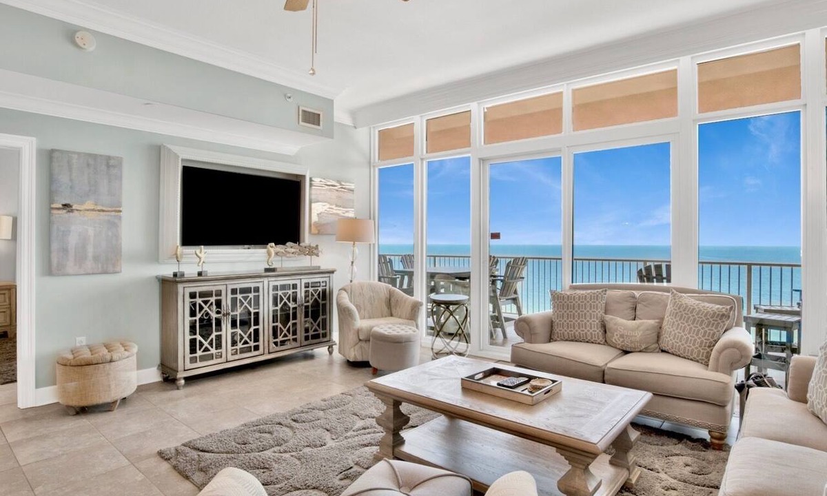 Gulf Shores Condo | Phoenix Gulf Shores 1002 Luxury Beach Front Condo, Oversized, Wet Bar, Pool!