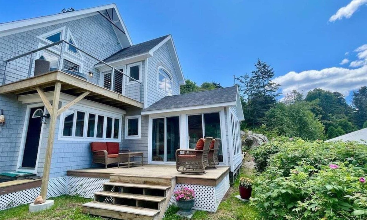 Spruce Head Cottage | Pirate's Den on the Wharf