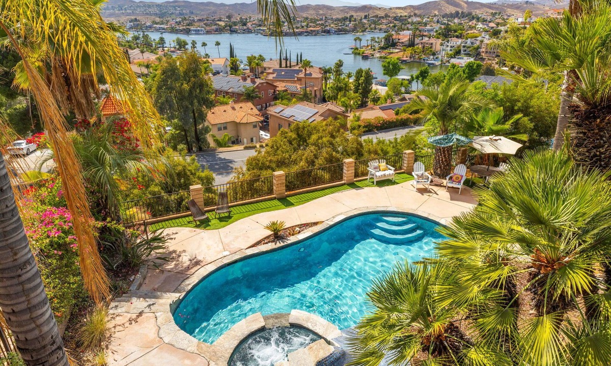 Canyon Lake House | Pool/Spa 4BR - Parking, Pets OK, W/D + Office Room