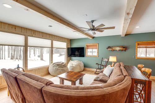 Park Falls House | Private Dock, BBQ Ready: Lakefront Fifield Home!