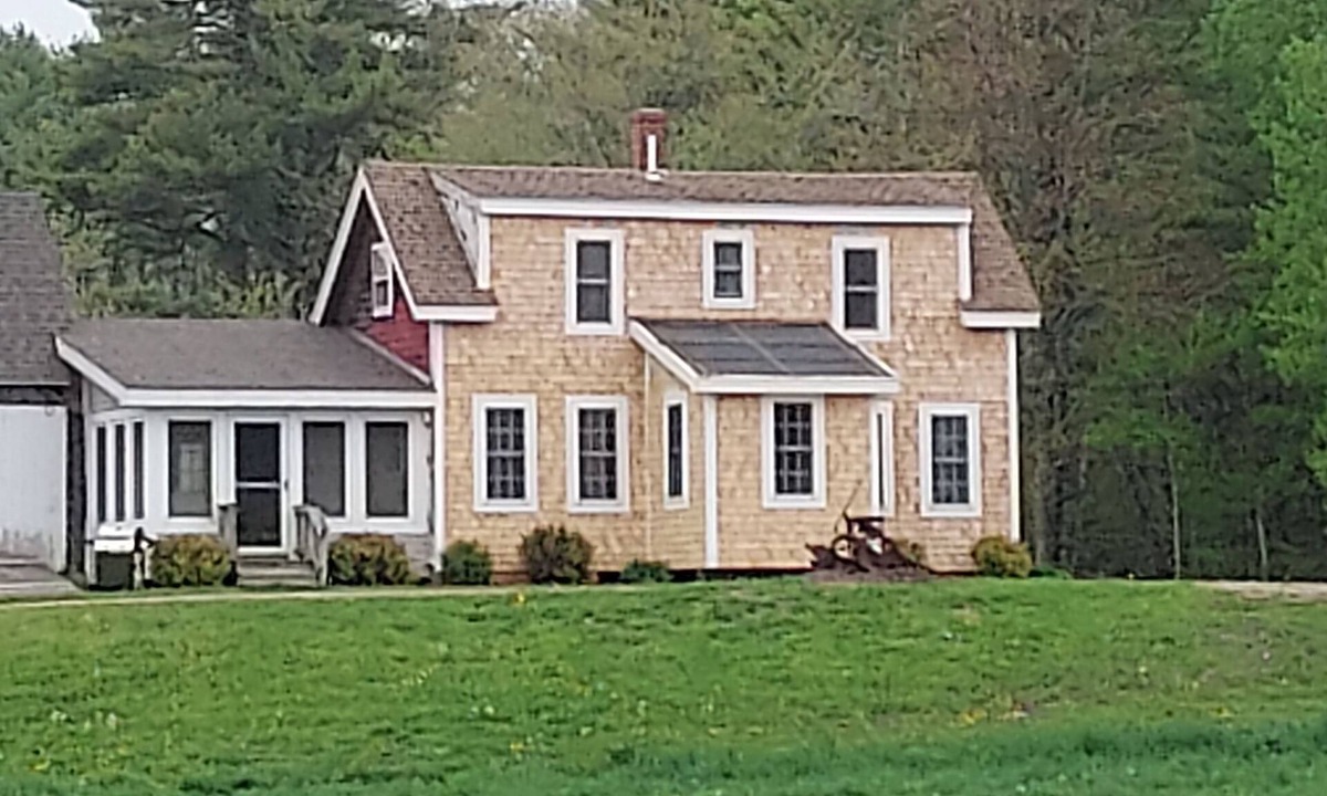 Warren House | Private house all yours! Open year round!