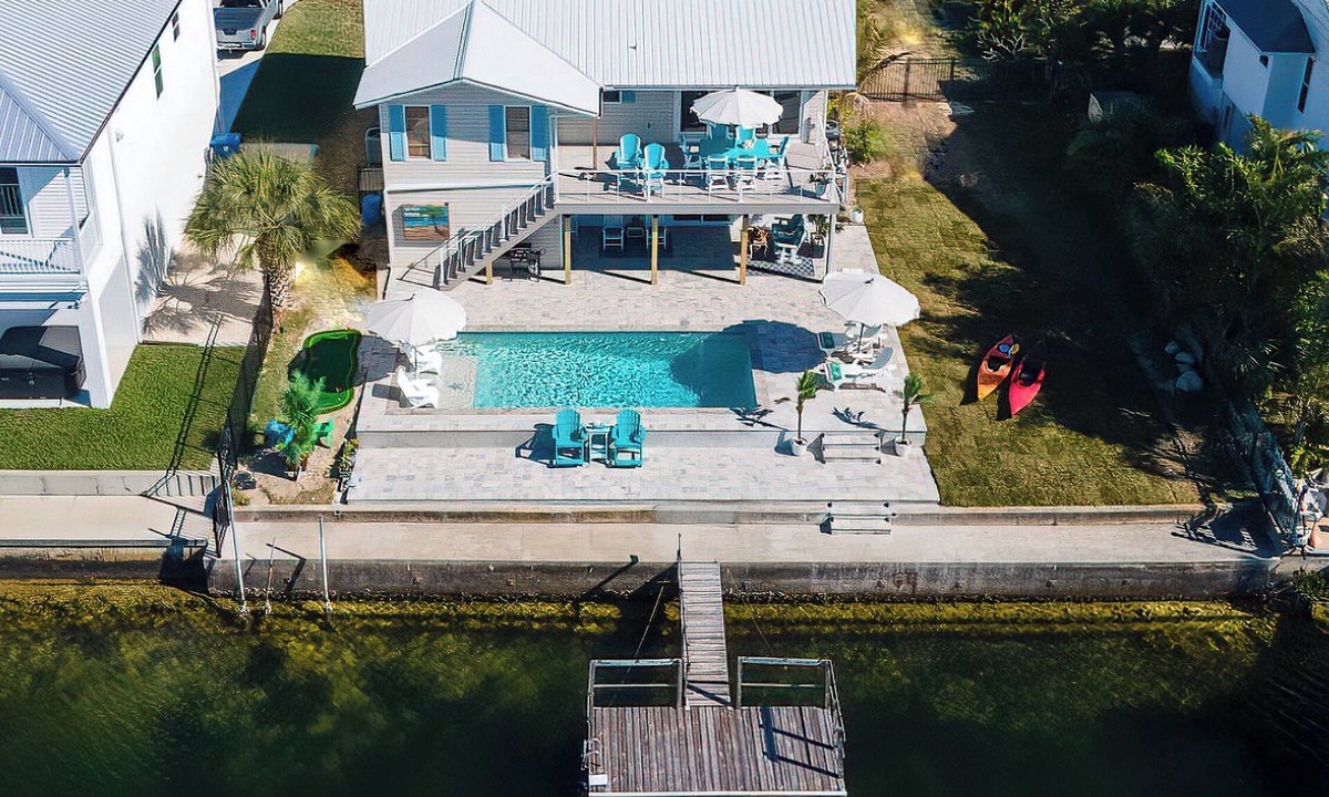 Spring Hill House | Private Pool & Dock: Old Florida Waterfront Home