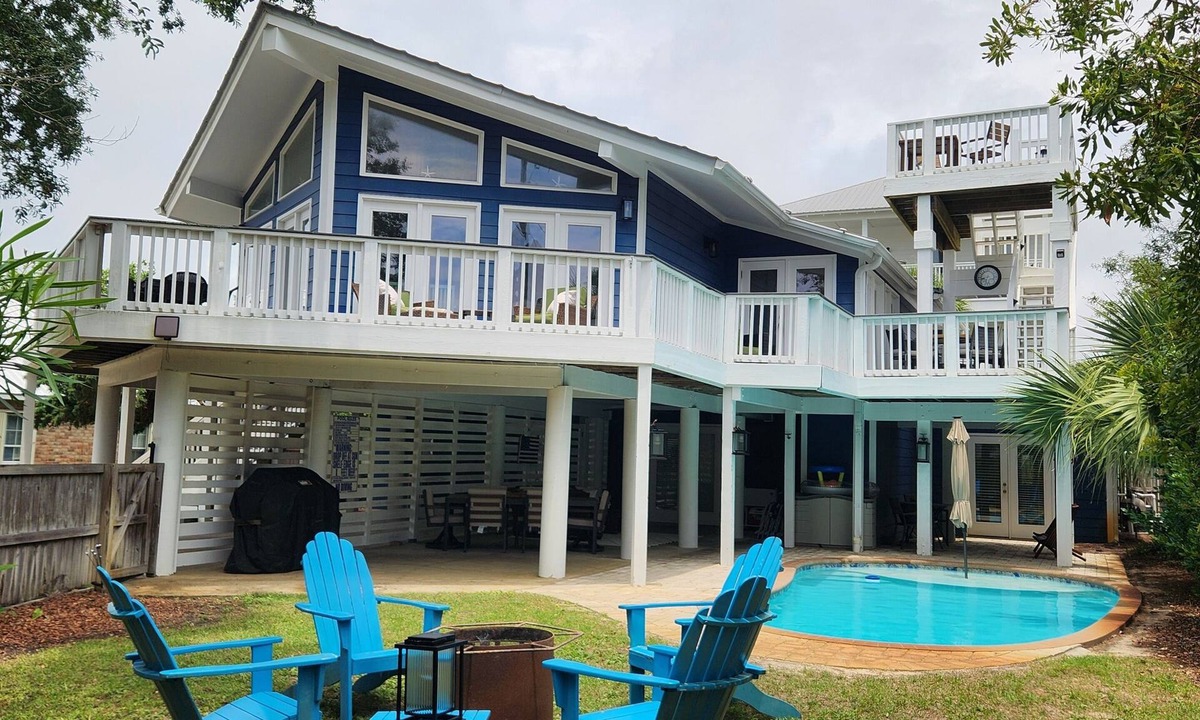 Gulfview Heights House | 🏖️Private Pool | Golf Cart | Game Room | Fire Pit | Blue Betty🌊