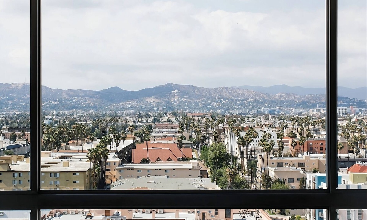 Wilshire Center Hotel | Relax and Unwind! City View, Outdoor Pool, Minutes to Bimini Slough Ecology Park