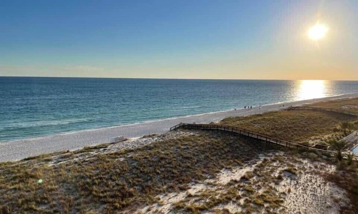Sugar Beach Condo | Relaxation, perfect sunsets, and emerald waters await from our beach front condo