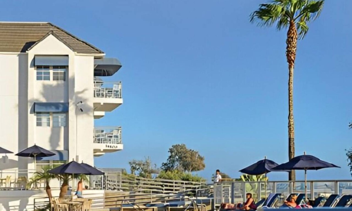 Capistrano Beach Apartment | Riviera beach & Shores 2 bedroom · Two Bedroom Suite at Capistrano Beach!