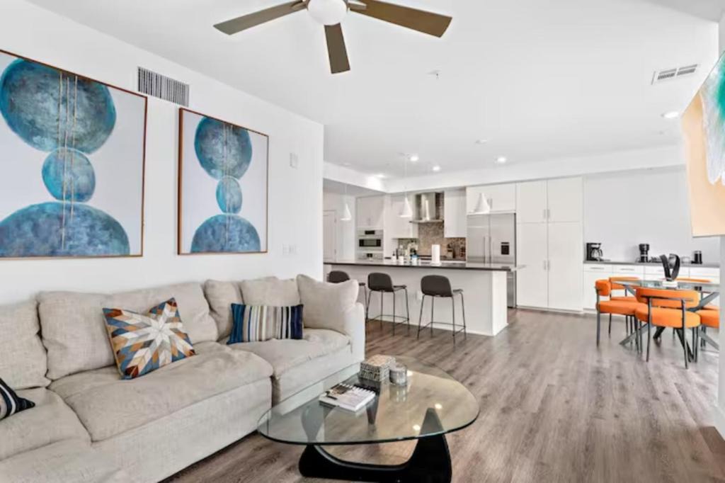 Marina del Rey Apartment | Ruby Tide - Two Floor Airy 2BR Marina Side Exclusive Amenities