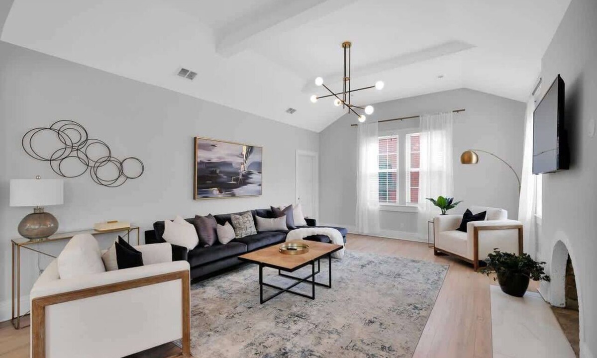 San Marco Apartment | San Marco Home in Walkable Neighborhood!