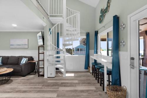 Holiday Beach House | Sand Castle Villas 1 (2/1)