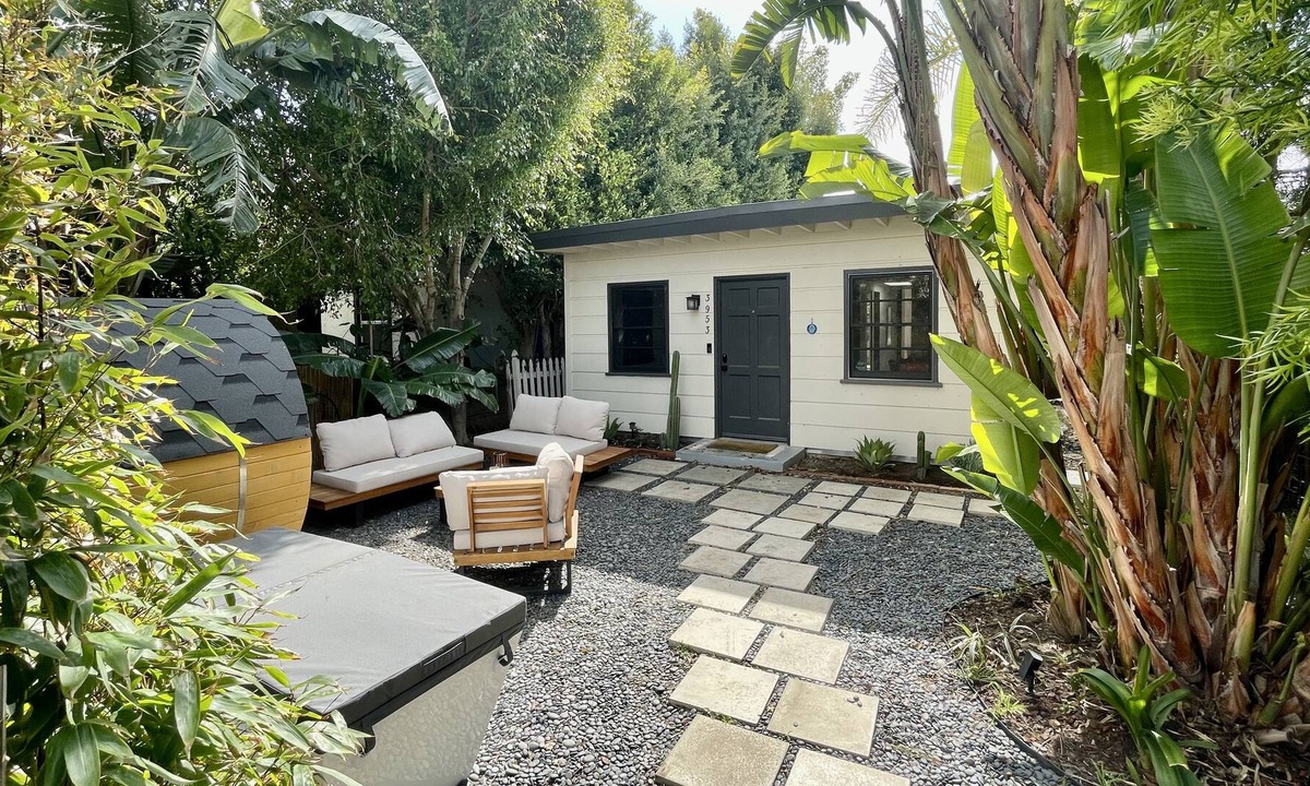 Mar Vista House | Sauna, Cold Plunge and tropical vibes in the heart of the West Side!